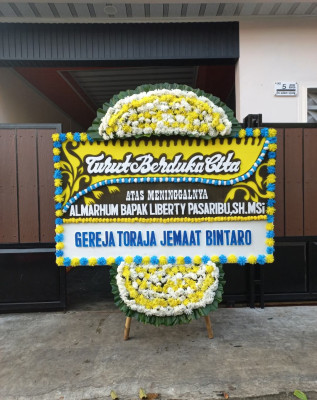 Papan Bunga Duka di Tanjung Balai